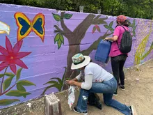El barrio Bataclán: comprometido con el embelleciendo del territorio y la trasformando casa común 