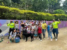 El barrio Bataclán: comprometido con el embelleciendo del territorio y la trasformando casa común 