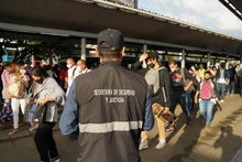 Alcaldía realiza operativos de seguridad en las estaciones del MIO