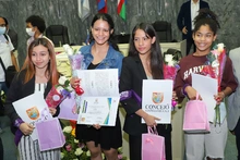 En el Día de la Mujer, el Concejo de Cali exaltó a las mejores bachilleres 2021