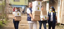 Alcaldía entregó ayudas a comunidades afectadas por lluvias e inundaciones