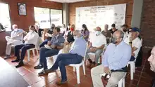Alcaldía se reunió con líderes y vecinos de la comuna 22