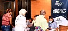 Los caleños madrugaron a votar masivamente 
