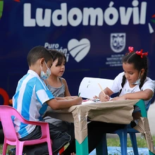 En Colseguros disfrutaron con el Picnic Ambiental del Dagma  