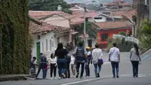 Con velatón se clausuró la tercera versión de ‘Camina San Antonio’