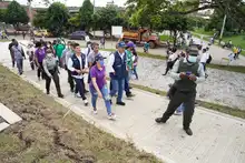 Los servidores públicos unidos por el Bienestar Social de la comuna 15
