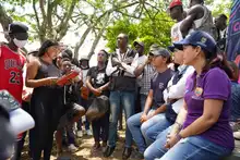 Los servidores públicos unidos por el Bienestar Social de la comuna 15