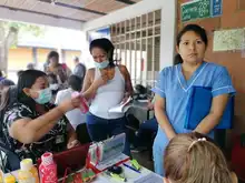 Atención institucional llega cada semana a los comedores comunitarios