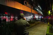 “¡Eres grande Freddy!”: Hinchas despidieron al jugador Rincón.
