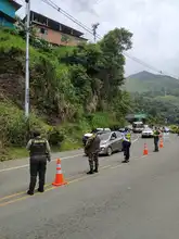 Las seis entradas a la ciudad están acompañadas por agentes de tránsito para facilitar el plan retorno