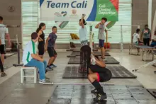 Team Cali se prepara en levantamiento de pesas para conquistar el pódium en los Juegos Departamentales