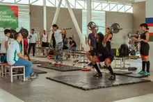 Team Cali se prepara en levantamiento de pesas para conquistar el pódium en los Juegos Departamentales