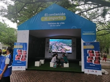 Los Libros Humanos "El contenido sí importa", presentes en la celebración del Día del Idioma