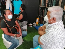 Los Libros Humanos "El contenido sí importa", presentes en la celebración del Día del Idioma