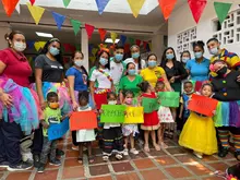 Cali Juega y la gran alegría de compartir con los niños en el barrio Ulpiano Lloreda