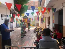 Cali Juega y la gran alegría de compartir con los niños en el barrio Ulpiano Lloreda