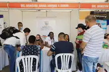 Migración y discapacidad, temas priorizados por moradores del barrio Floralia