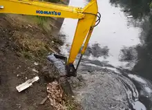 Durante el Plan de Choque, más de mil toneladas de basura se han recogido en el canal oriental 