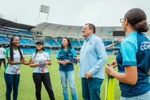 Ministro del Deporte entregó implementación a deportistas de Cali