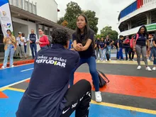 Jóvenes universitarios se fueron de ‘borondo’ por los escenarios deportivos 