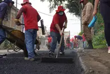 A don Jesús ya no se le empolvará la tienda con la renovación de vías en Marroquín