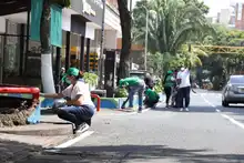 Avenida sexta con calles 13- 15