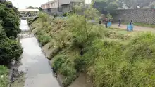 Avanza limpieza de canales de aguas lluvias para reducir riesgos de inundaciones