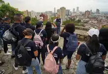 Jóvenes de Todas y Todos a Estudiar, recorrer sitios históricos de Cali