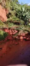 Remueven alud de tierra en la vía que conduce de Felidia hacia La Leonera