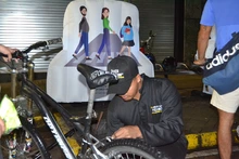 Los ‘Bici Doctores’ se activaron en el Bulevar del Río