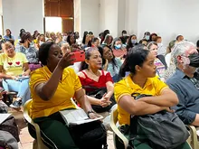 Docentes fortalecen competencias para el trabajo creativo en Educación Inicial 