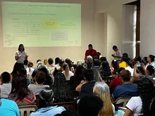 Docentes fortalecen competencias para el trabajo creativo en Educación Inicial 