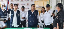 Alcaldía de Cali y comunidad de El Troncal, firman acuerdo para recuperación de vías