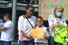 Secretaría de Movilidad gradúa a 16 niños como miembros de la Patrulla Escolar