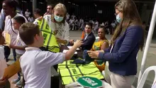 Secretaría de Movilidad gradúa a 16 niños como miembros de la Patrulla Escolar