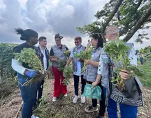 Ediles conocen huertas del Jarillón, trabajo que replicarán en los territorios.