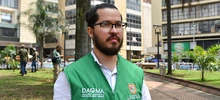 Con renovación del césped, avanza plan de intervención y recuperación de la Plaza de Cayzedo
