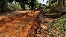Las ‘Obras de Corazón’ intervienen Altos de Santa Elena con el grupo operativo