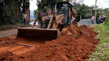 Las ‘Obras de Corazón’ intervienen Altos de Santa Elena con el grupo operativo