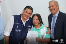 Jóvenes beneficiarios de Todas y Todos a Estudiar recibieron certificaciones académicas