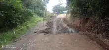 Adecúan vía en el corregimiento La Castilla por precipitaciones en el territorio