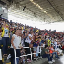 Público caleño se ‘coronó’ como el mejor anfitrión de la Copa de Ciclismo