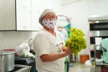 762 comedores comunitarios brindan atención alimentaria a población vulnerable  