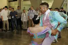 Con salsa y buen fútbol, Cali recibió al presidente de la FIFA 