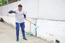 Pintar sonrisas, el regalo de la Secretaría de Vivienda para Cali en su cumpleaños