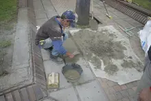 Reubican cestos de basura dentro de la Plaza de Cayzedo