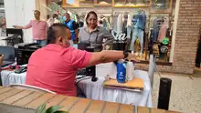 Caleños están felices por la atención de Hacienda en puntos de comercio