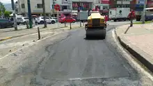 Rehabilitan vías de acceso a escenarios deportivos con el grupo operativo de Infraestructura
