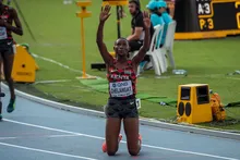 Con récords de campeonato y oros para África, Cali dio apertura al Mundial Sub 20 de Atletismo