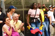 Con tranquilidad y alegría, caleños presenciaron la posesión presidencial en el Bulevar del Rio